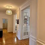 Luxury Apartment With Eiffel Tower Views Near Victor Hugo